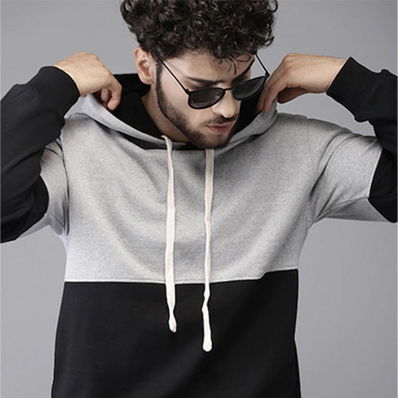 https://bloomwow.in/vi/products/men-black-grey-colourblocked-hooded-sweatshirt