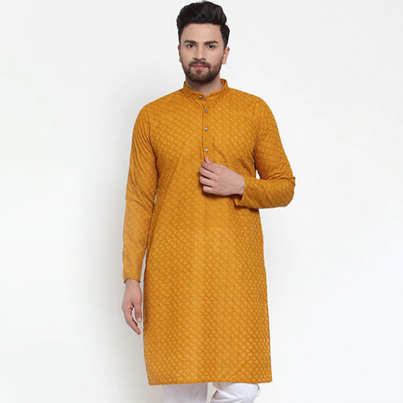 http://13.232.74.28/vi/products/men-yellow-printed-straight-kurta