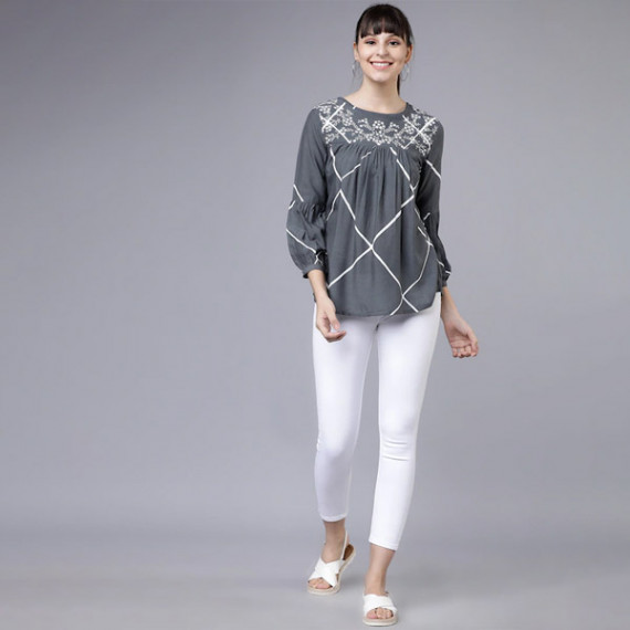 https://bloomwow.in/products/women-grey-and-white-printed-a-line-top