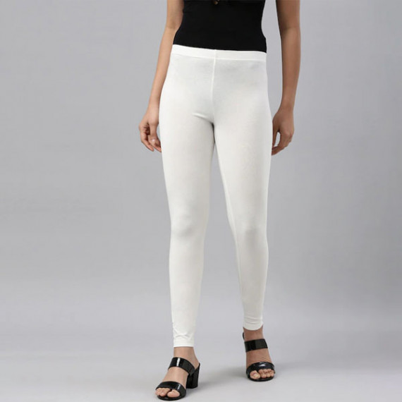 http://13.232.74.28/vi/products/women-cream-coloured-solid-ankle-length-leggings