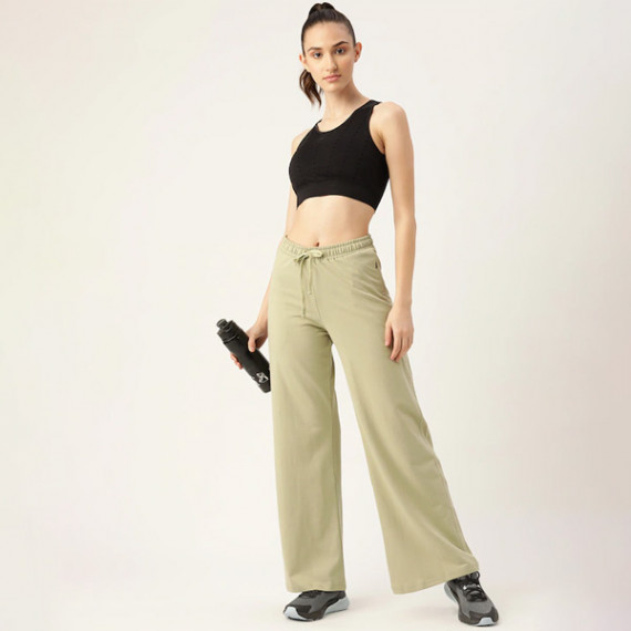 http://13.232.74.28/vi/products/women-olive-green-solid-cotton-wide-leg-track-pants