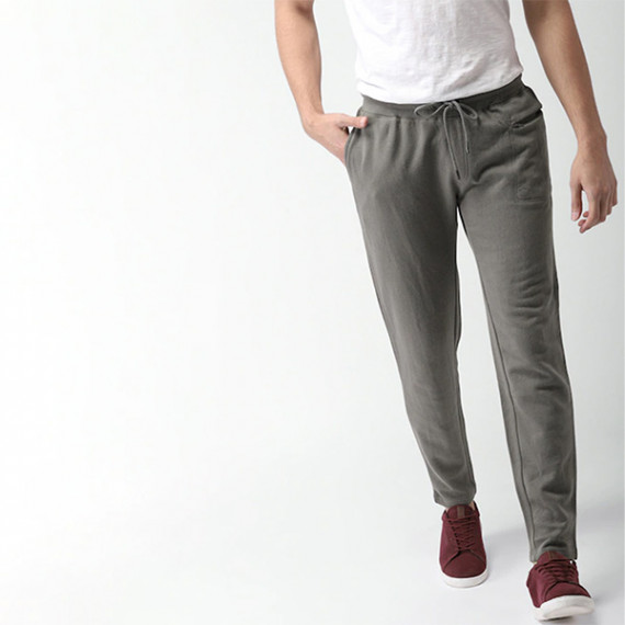 https://bloomwow.in/products/men-grey-regular-fit-solid-track-pants