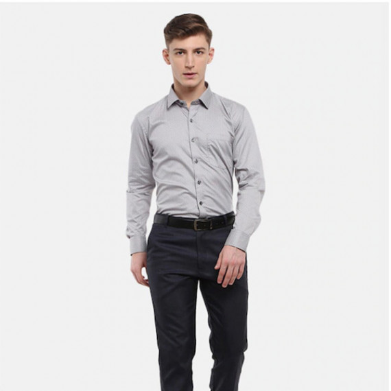 http://13.232.74.28/vi/products/men-grey-horizontal-stripes-striped-cotton-formal-shirt