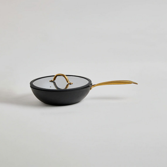 https://bloomwow.in/products/signature-series-black-gold-toned-aluminum-frying-wok-with-glass-lid