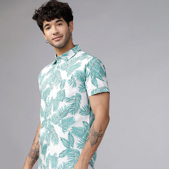 https://bloomwow.in/products/men-green-white-slim-fit-printed-casual-shirt