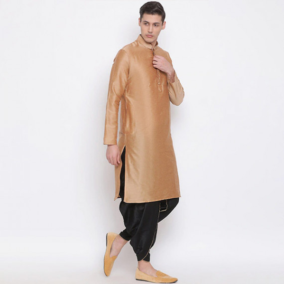 http://13.232.74.28/products/men-black-solid-dhoti-pants