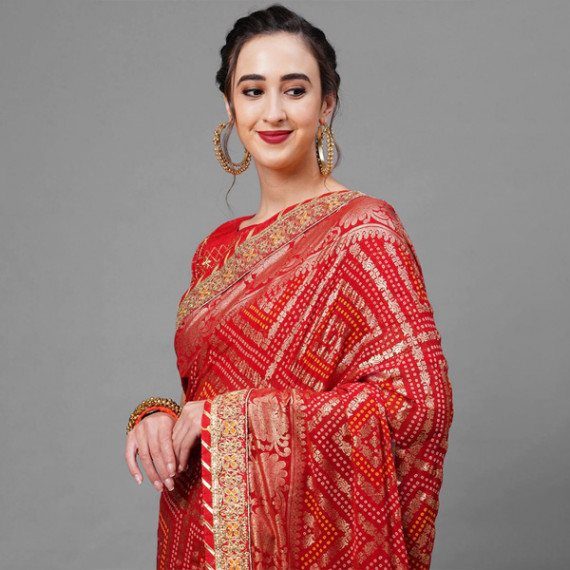 http://833672.fsuzsk.asia/products/red-gold-toned-woven-design-bandhani-saree