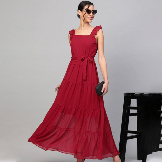 https://bloomwow.in/vi/products/maroon-tiered-maxi-dress