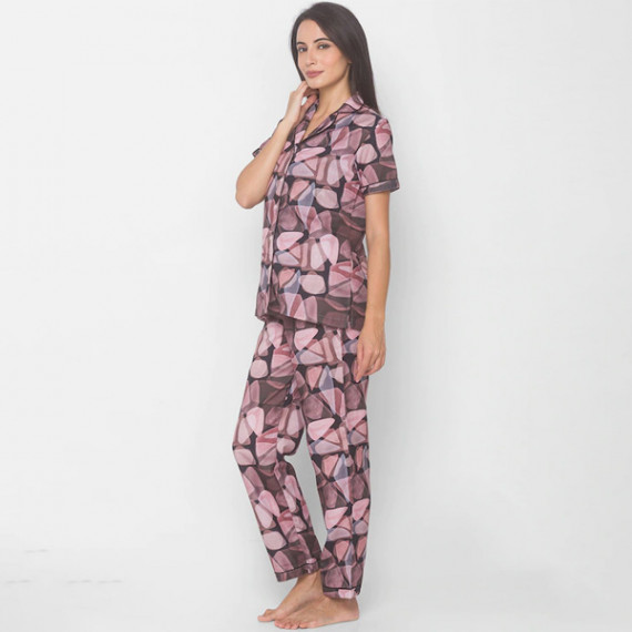 http://833672.fsuzsk.asia/products/women-black-abstract-printed-nightwear